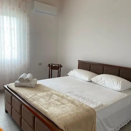 Georgemishel 3* Μπεράτ