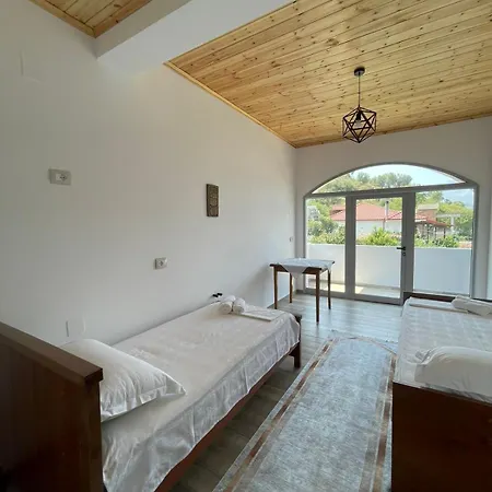 Georgemishel 3* Berat